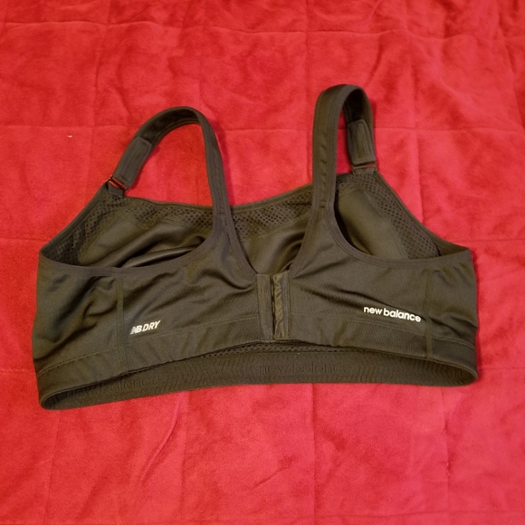 NB New Balance Bra Color Black Size 42DD - Picture 2 of 5